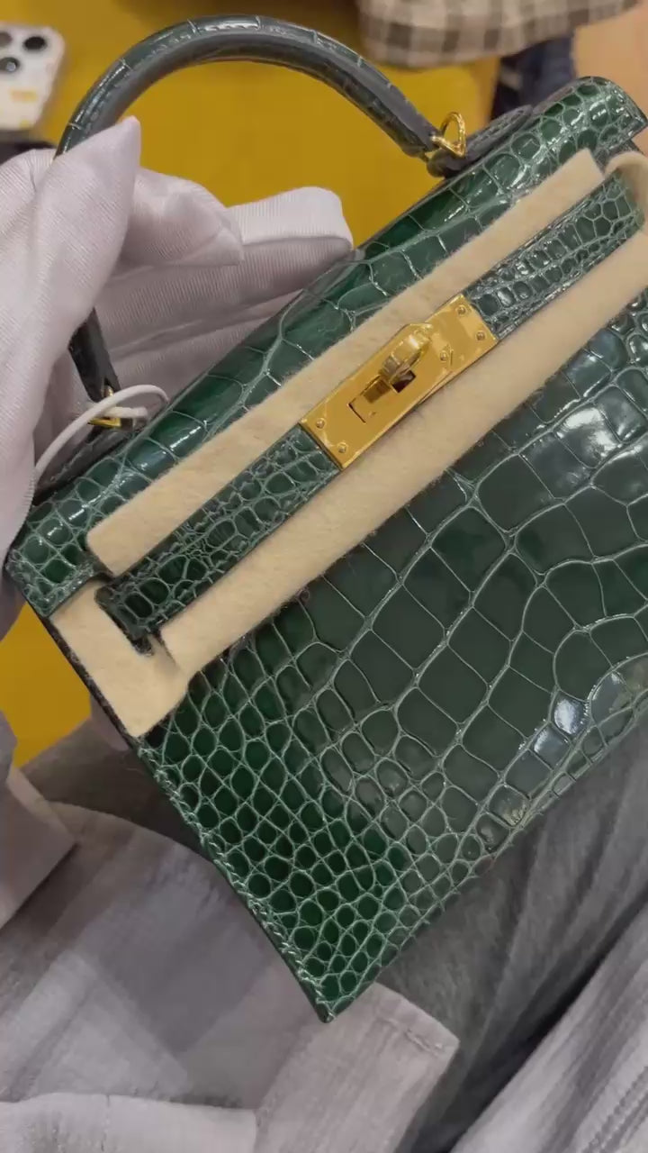 Hermes Mini Kelly 20 Vert Fonce shiny Alligator leather Gold