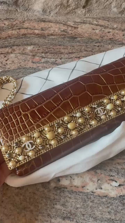 Rare Chanel 2009 Pre-fall Paris Moscow Honey Brown alligator leather evening clutch bag