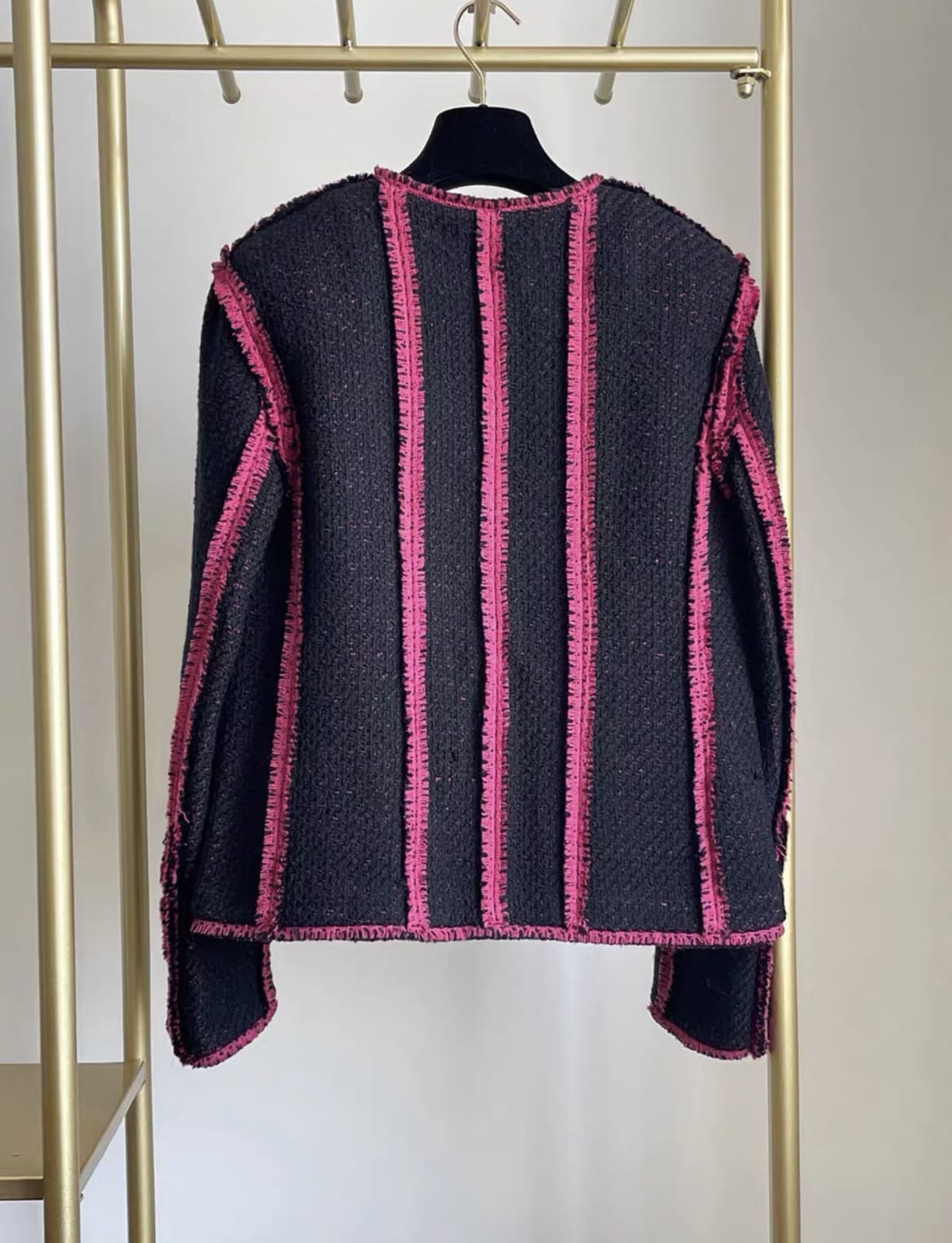 Chanel 2022 AW black and pink cashmere four-pocket jacket