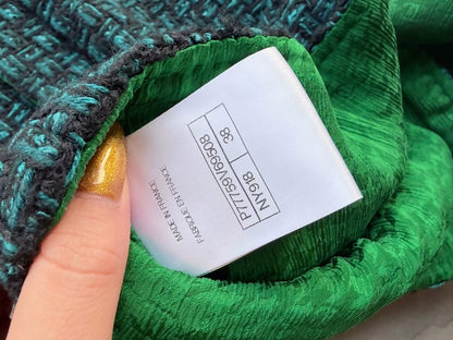 Chanel 24A green Tweed Vest