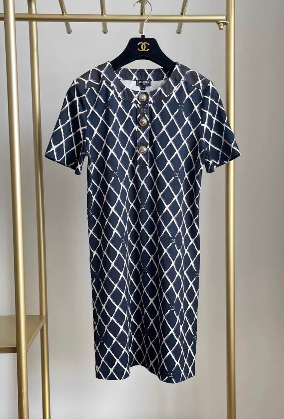 CHANEL Chanel 2019 coco beach series dress fr34 - 34 Dress - Secondhand luxury from Wararni