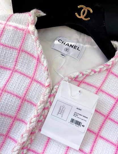 Chanel 23C pink and white four-pocket jacket