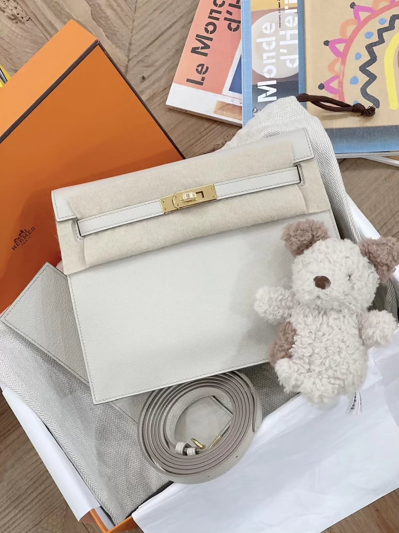 Hermès Kelly Danse White Beton 8L with Gold hardware
