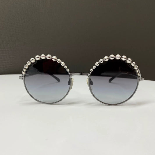 Chanel pearl gradient round frame sunglasses