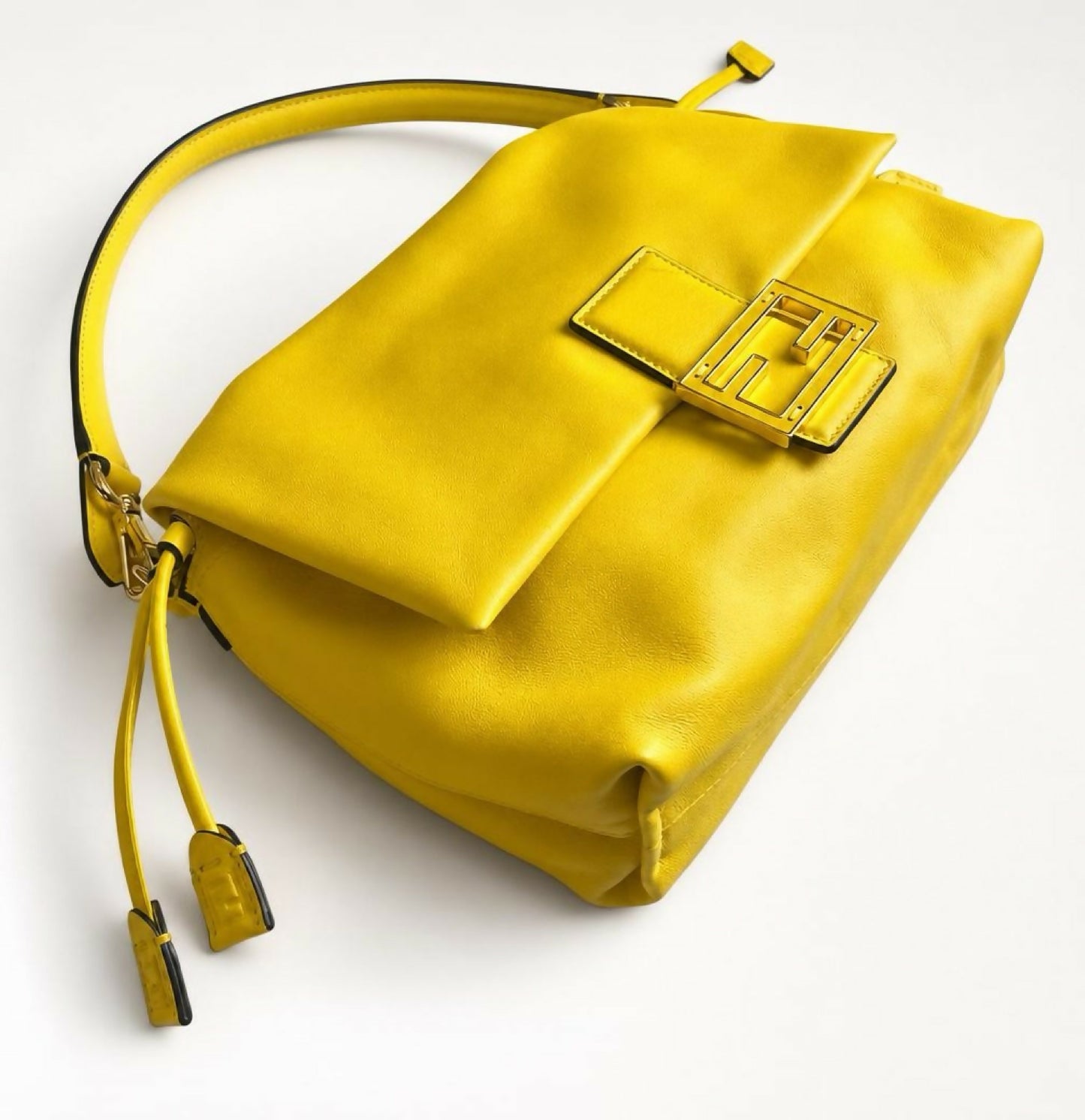 FENDI 2026 Medium Mamma Baguette Yellow Nappa Leather Bag