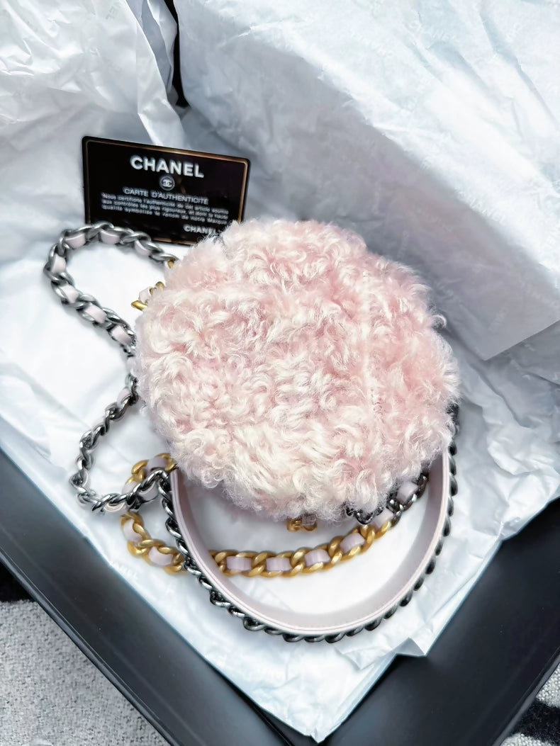 Chanel 20A 19bag Teddy pink wool round shoulder bag