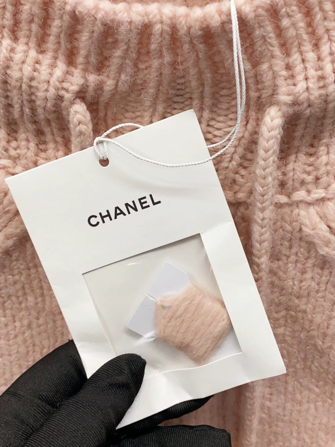 Chanel 21b light pink knitted pants
