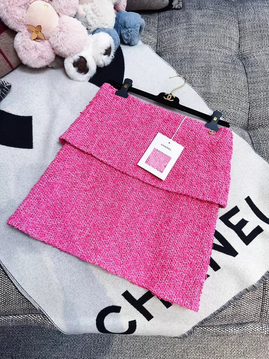 Chanel 21C Fuchsia Tweed Mini Skirt