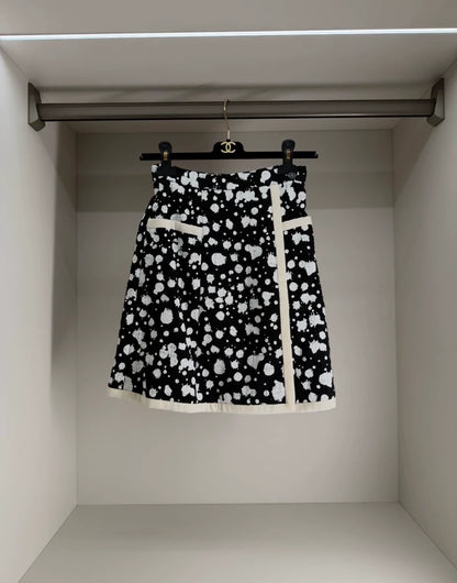Chanel 2015 Black and White jacket & skirt