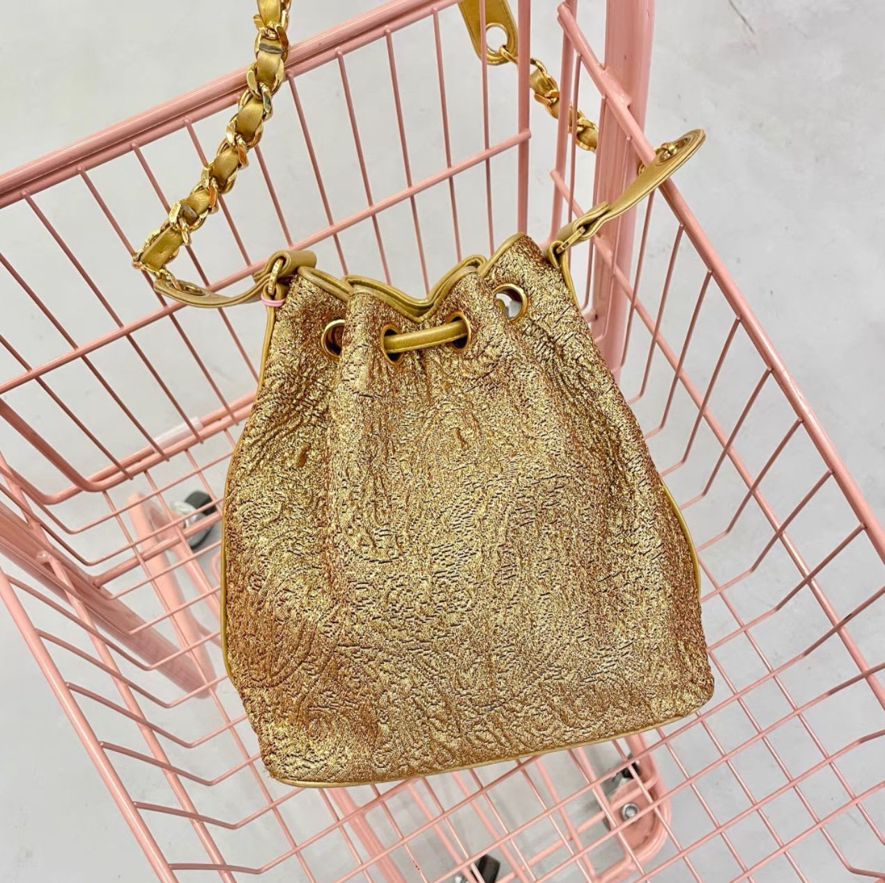 CHANEL 1991-1994 brocade bucket bag