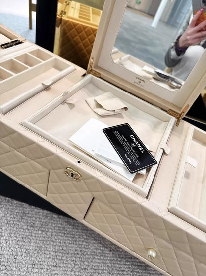 Chanel 16A champagne gold quilted lambskin largest size jewelry case/box