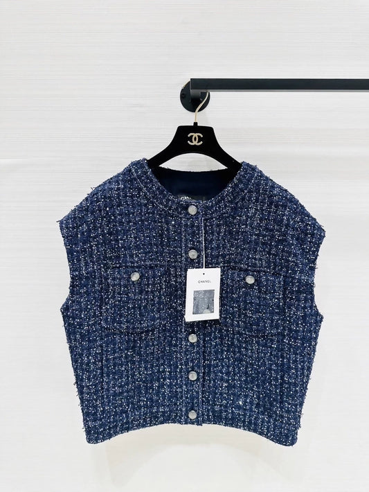 Chanel 25p navy blue tweed vest