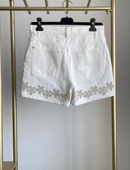 Chanel 24s White Flower Denim Shorts 36FR Brand new