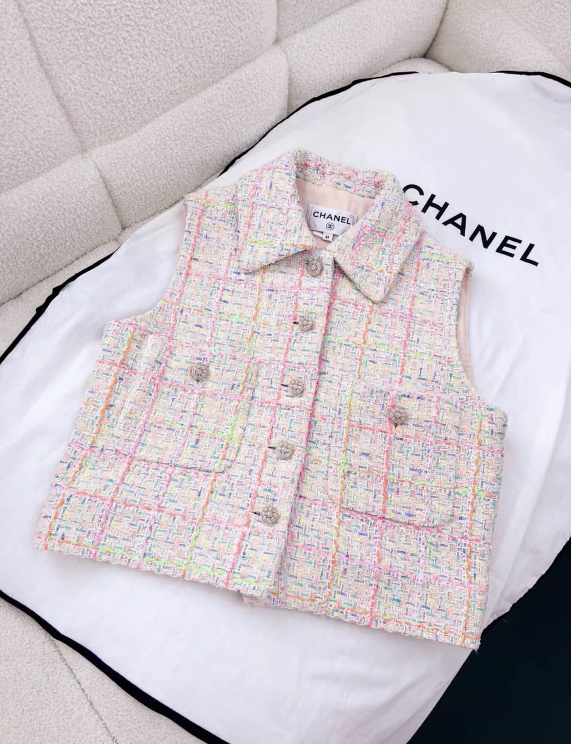 CHANEL Chanel 24C vest - 36 Top - Used fashion item from Wararni