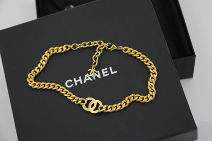 Chanel F22A Metal Rhinestone CC Gold Chunky Chain Short Necklace