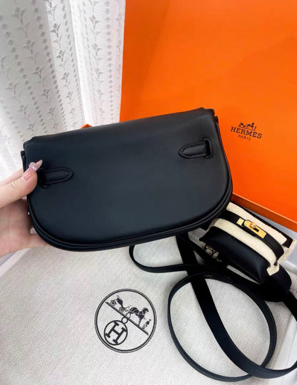 HERMÈS Kelly Moove shoulder bag