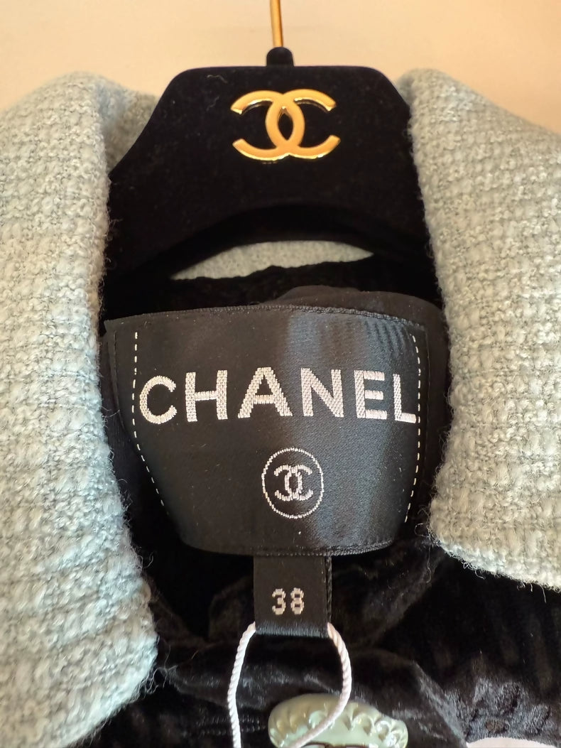 Chanel 22B blue-black velvet jacket