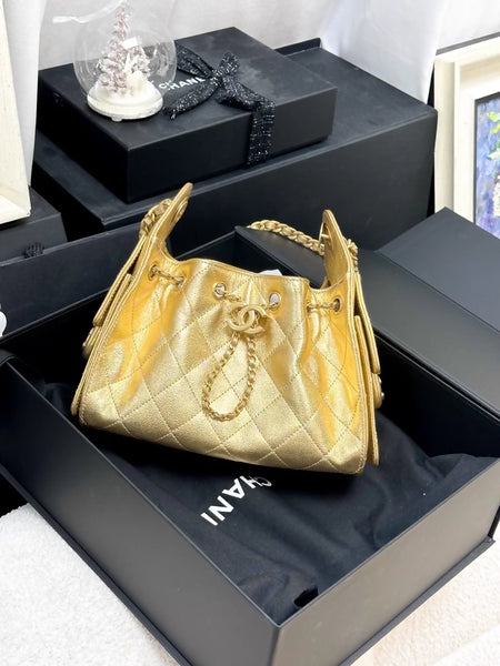 CHANEL ゴールド サテン キルティング パーティーバッグ Chanel 26C 25bag hold leather mini bag – Wararni.com