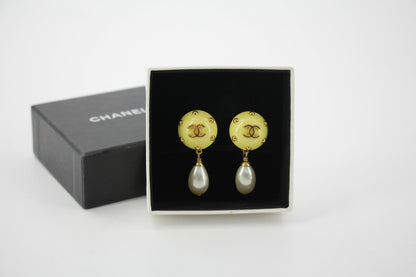 Chanel 96C Resin Dot Yellow Bean Imitation Pearl Dangle Clip-on Earrings