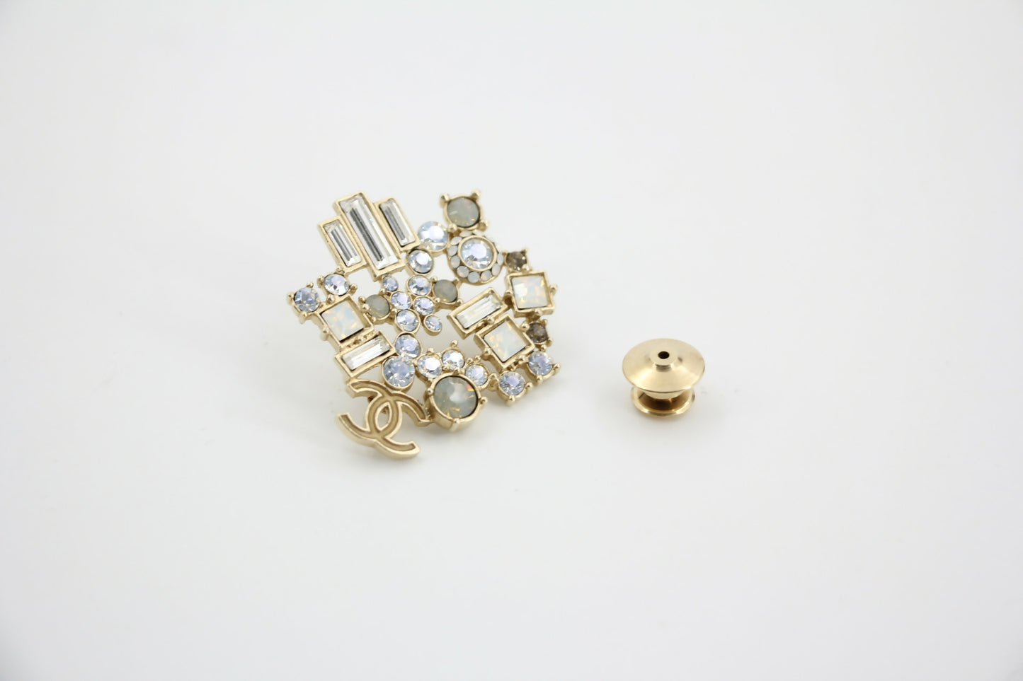 Chanel Vintage 10A Rhinestone Irregular Geometric Pattern Gold Brooch