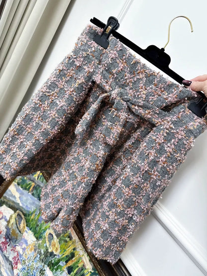 Chanel 22K pink gray tweed bow shorts
