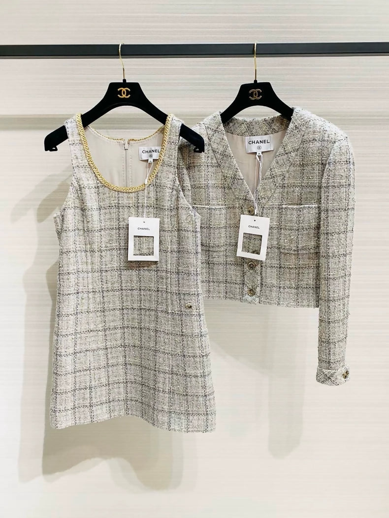 Chanel 25B gray gold tweed dress