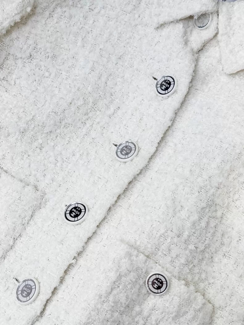 Chanel 19C ecru Tweed Jacket