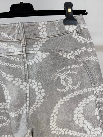 Chanel 25M Coco Beach series light grey jeans