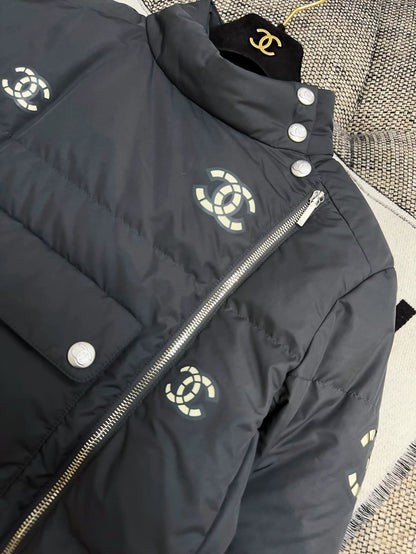 Chanel 21N Coco Neige ski collection gray down jacket
