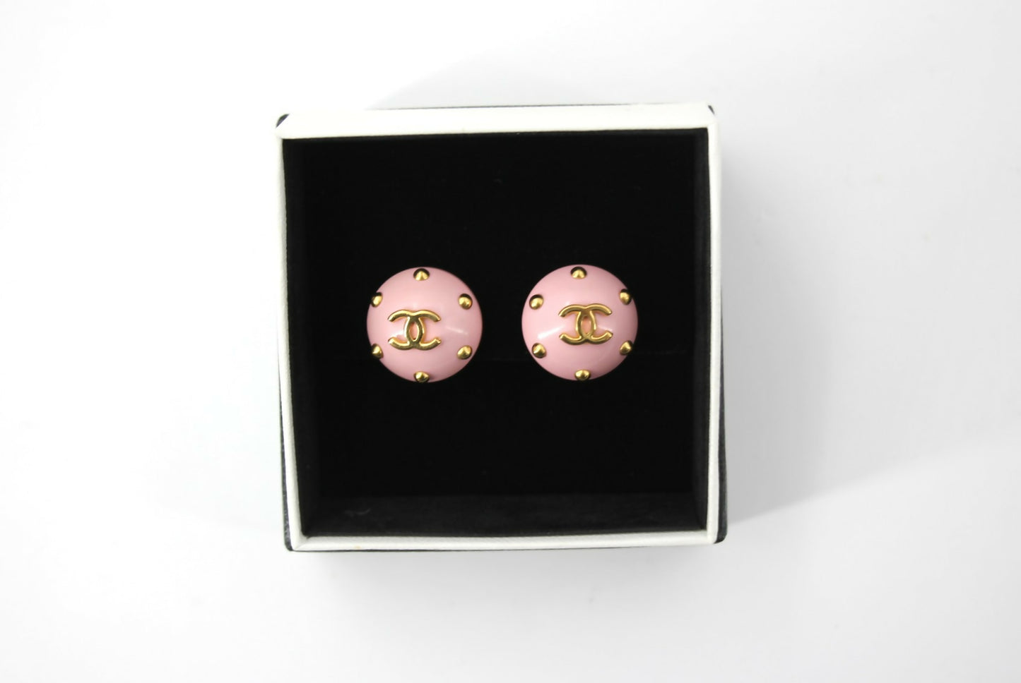 Chanel Vintage 96C Resin Pink Bean Clip-on Earrings