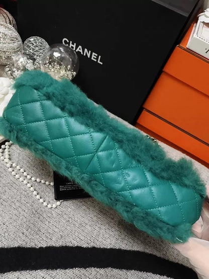 Chanel 19K green vintage quilted fur CF chain crossbody bag