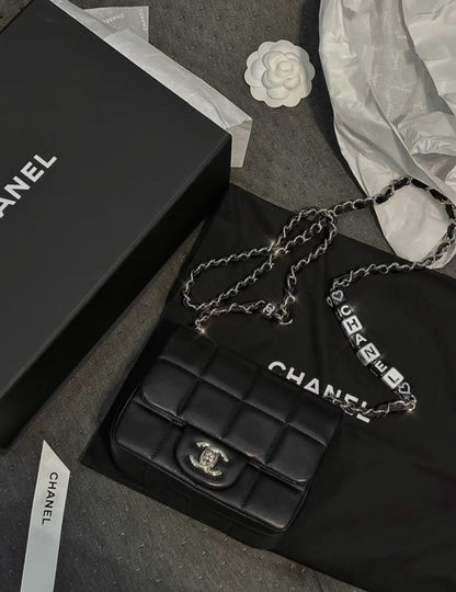 CHANEL Chanel 23 early spring black letter dice chain bag - Small Crossbody Bag - Secondhand luxury from Wararni