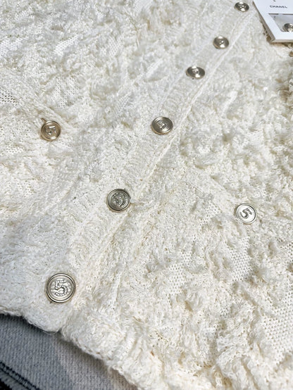 Chanel 21s ecru cardigan