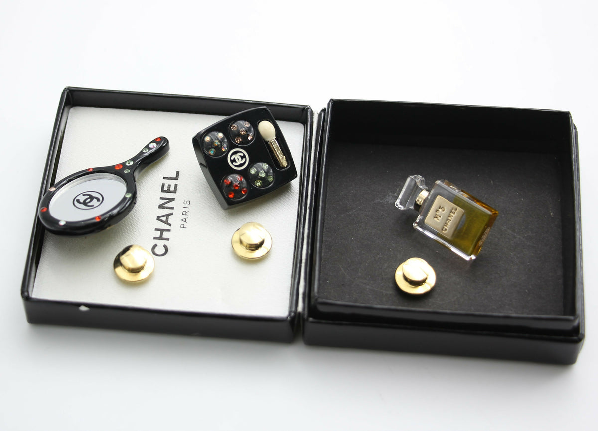 Chanel Vintage 04A Mirror Perfume Cosmetics Black Three Items Brooch