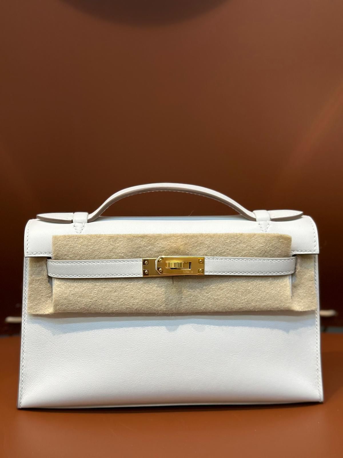 Hermes Kelly pochette Gris Pale Swift Gold hardware