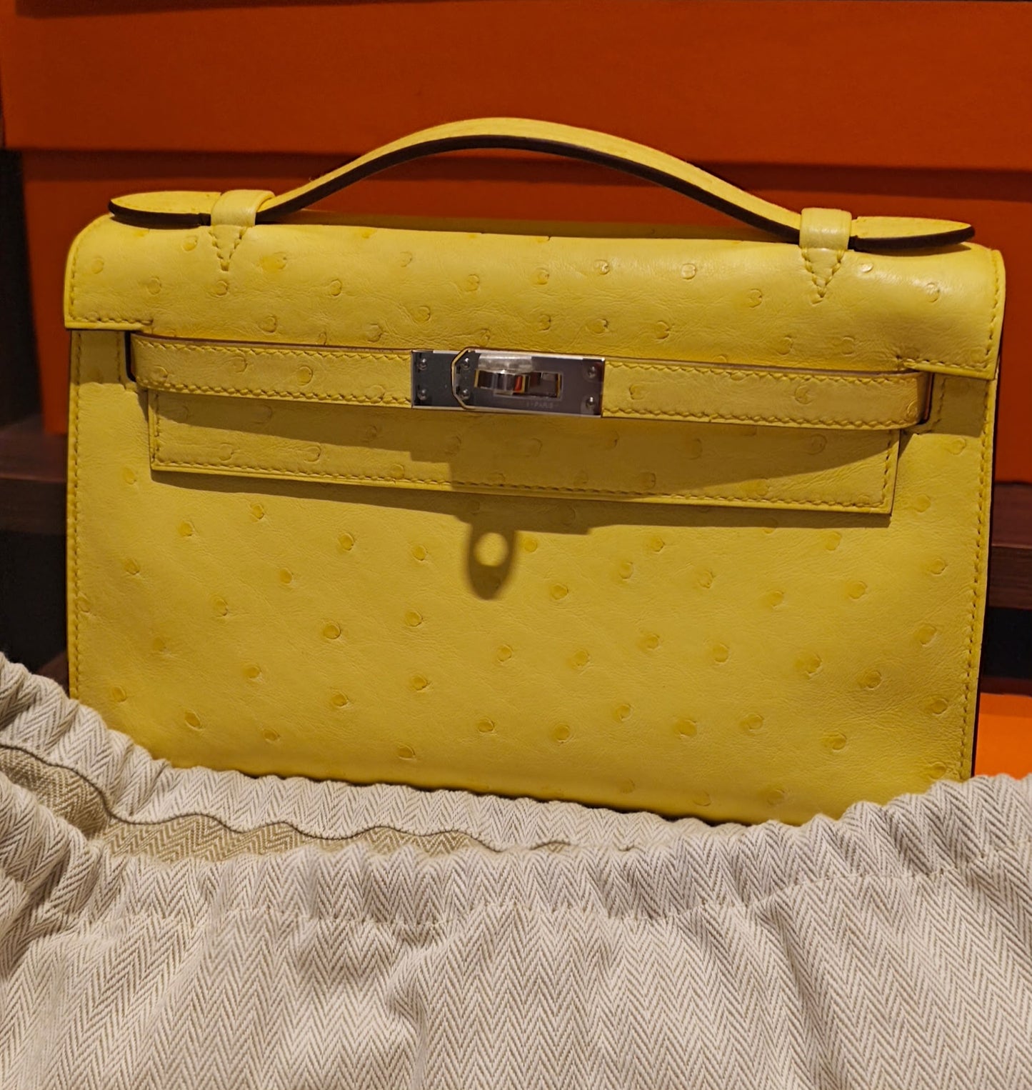 Hermes Kelly pochette Jaune citron ostrich palladium hardware