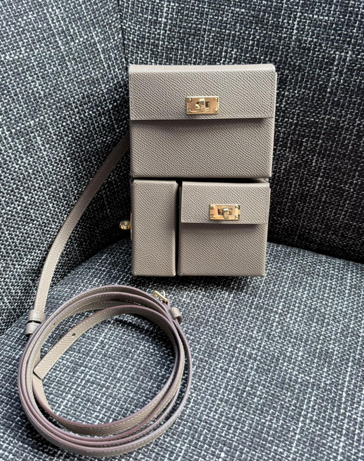 Hermes Kelly Multipocket etoupe epsom gold hardware