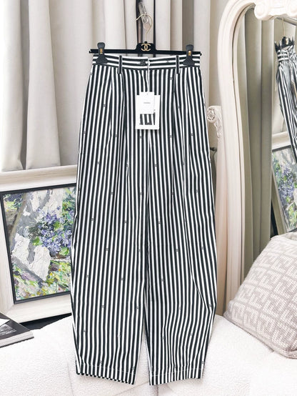 Chanel 24M Black and white trousers