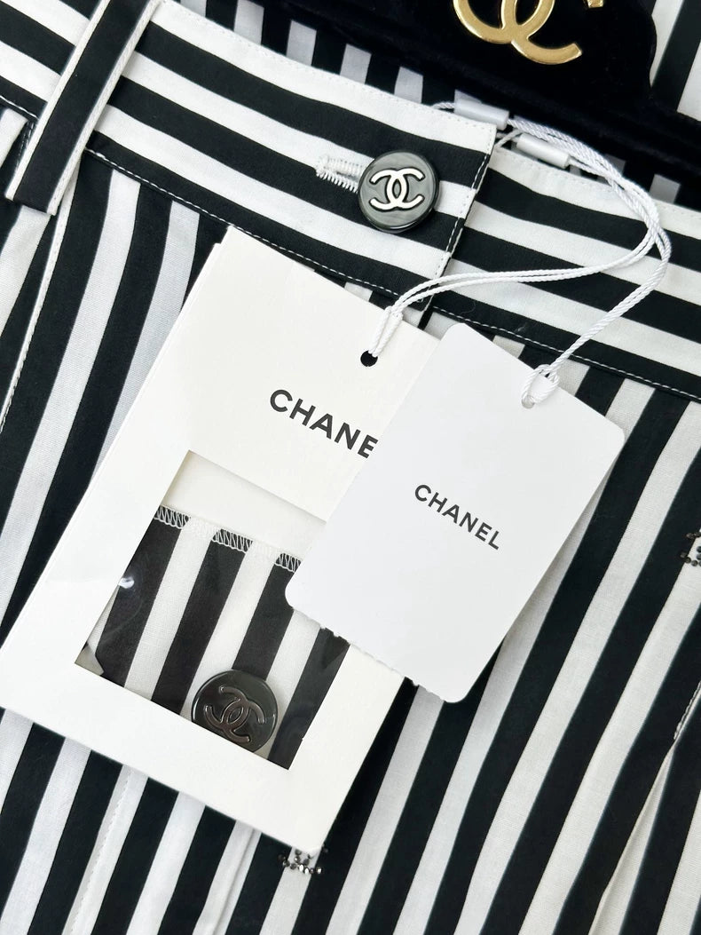 Chanel 24M Black and white trousers