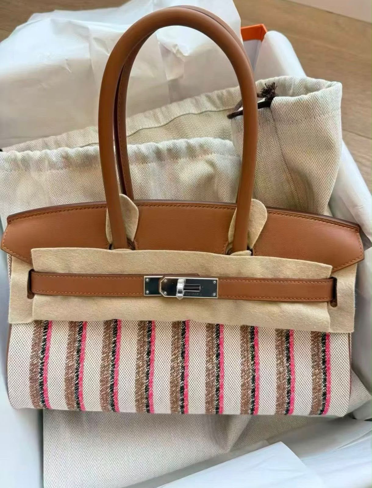 Hermes Birkin Shoulder 29 Gold Swift & Ecru Toile Palladium hardware