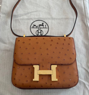 Hermes constance 18 Gold Ostrich gold hardware