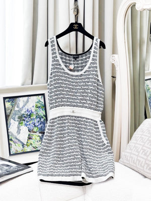 Chanel 25P Black and White Color Dress