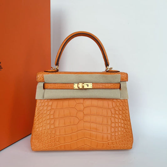 Hermes Kelly 25 Abricot Matte Alligator Gold hardware