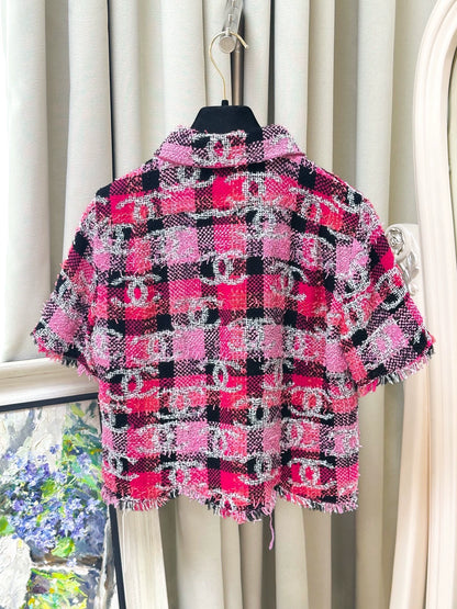 Chanel 22M pink tweed jacket