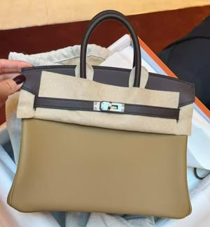 Hermes Birkin 25 Bicolor Dune / Rouge Sellier Swift Palladium hardware