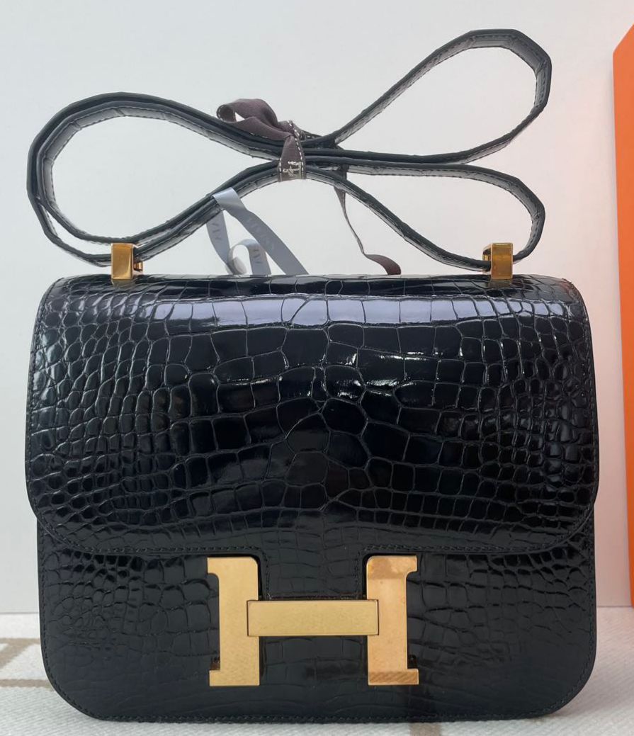 Hermes Constance 18 Black Shiny Alligator Rose gold hardware