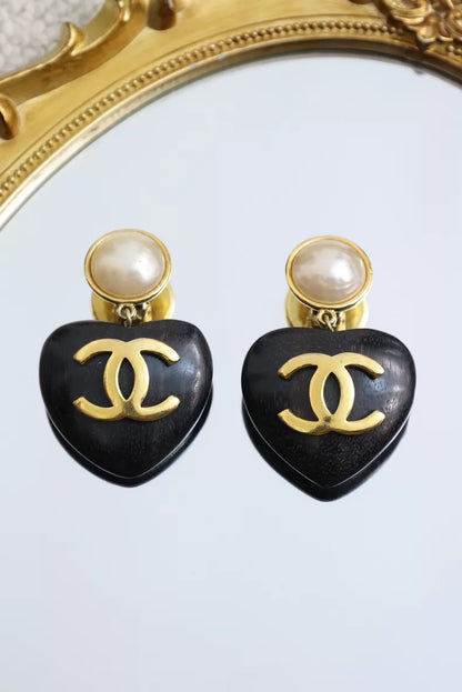Chanel Walnut Heart-Shaped CC Pearl Clip-on Earrings