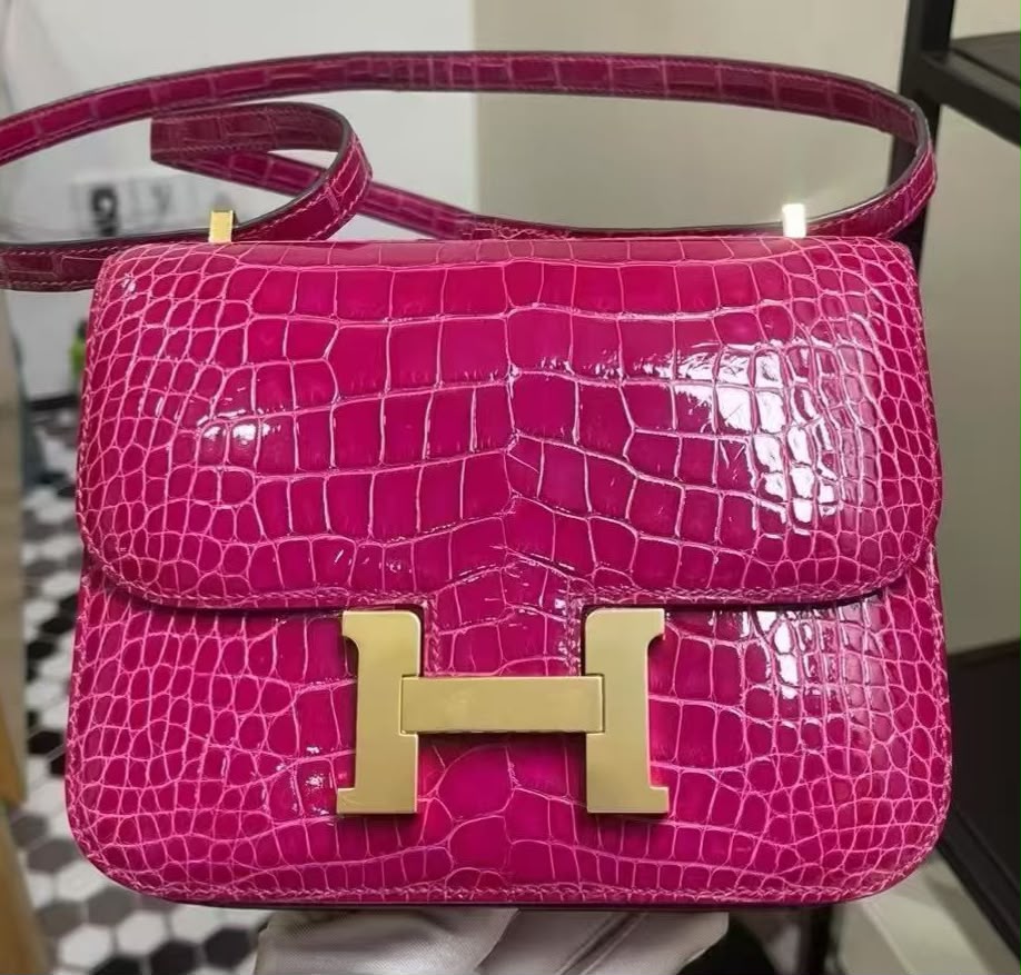 Hermes Constance 18 Rose Poupre Shiny Alligator Gold hardware