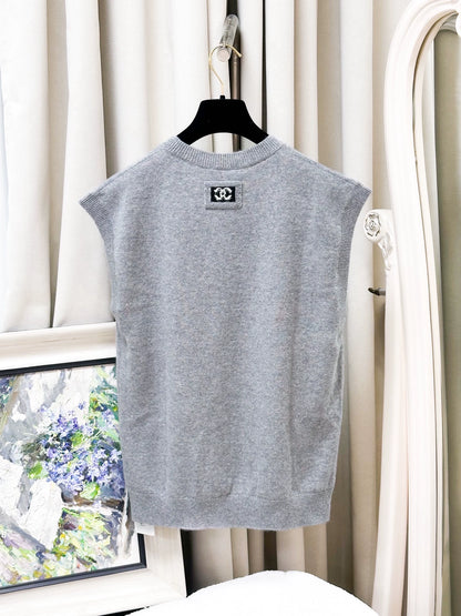 Chanel 26P grey cashmere vest top