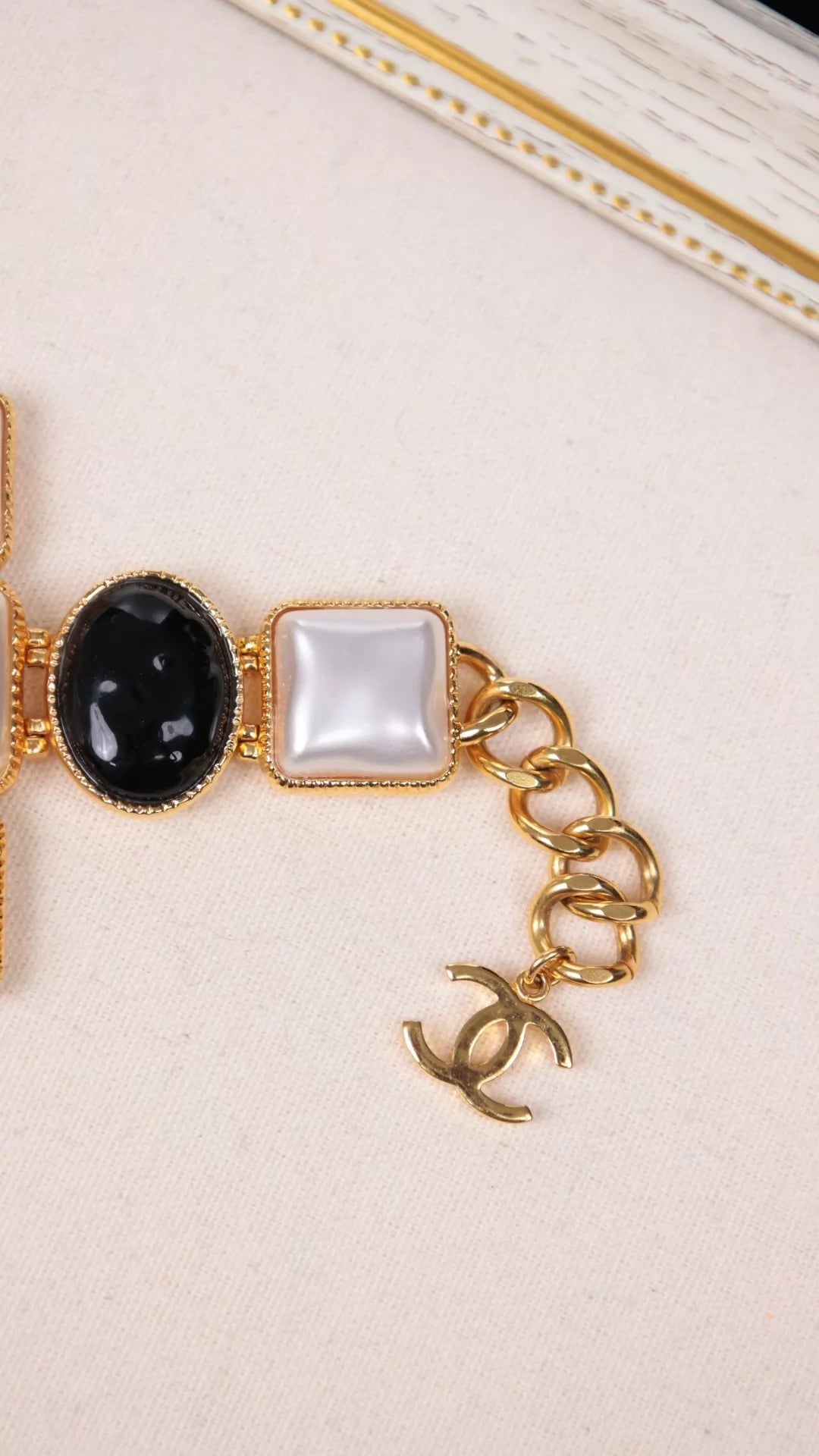 Chanel 20K Pearl Glass Bracelet